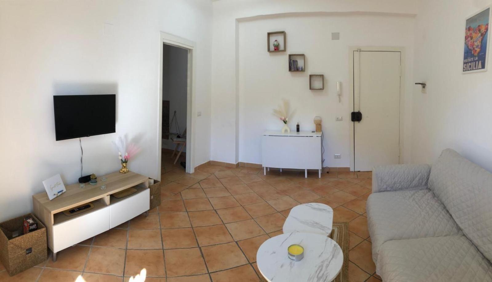 アーチ・カステッロSara Casa Acitrezzaアパートメント エクステリア 写真